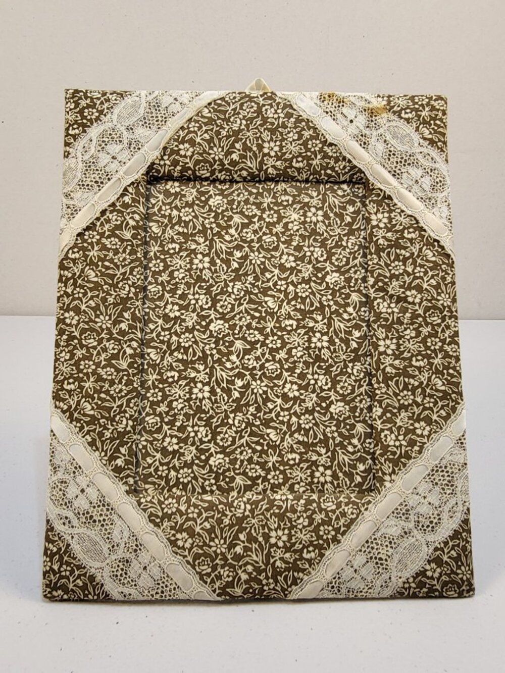 Vtg Artisan Photo Frame Cotton Padded Fabric Lace 10"x8" Olive Brown New 70s USA